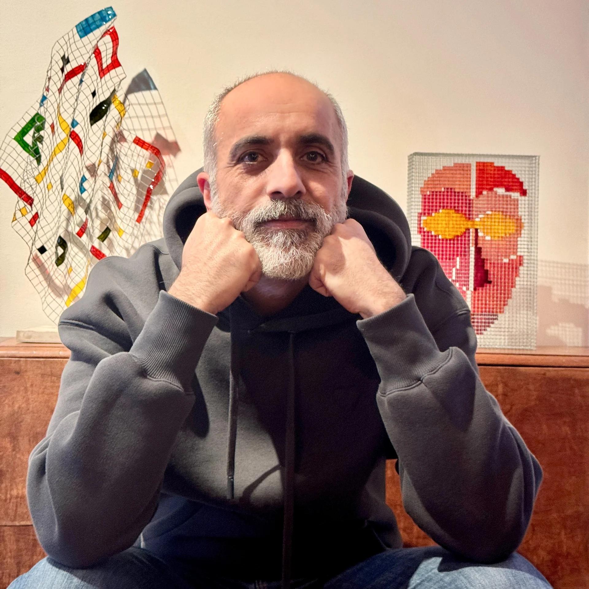 Sinan Sigic dans son atelier