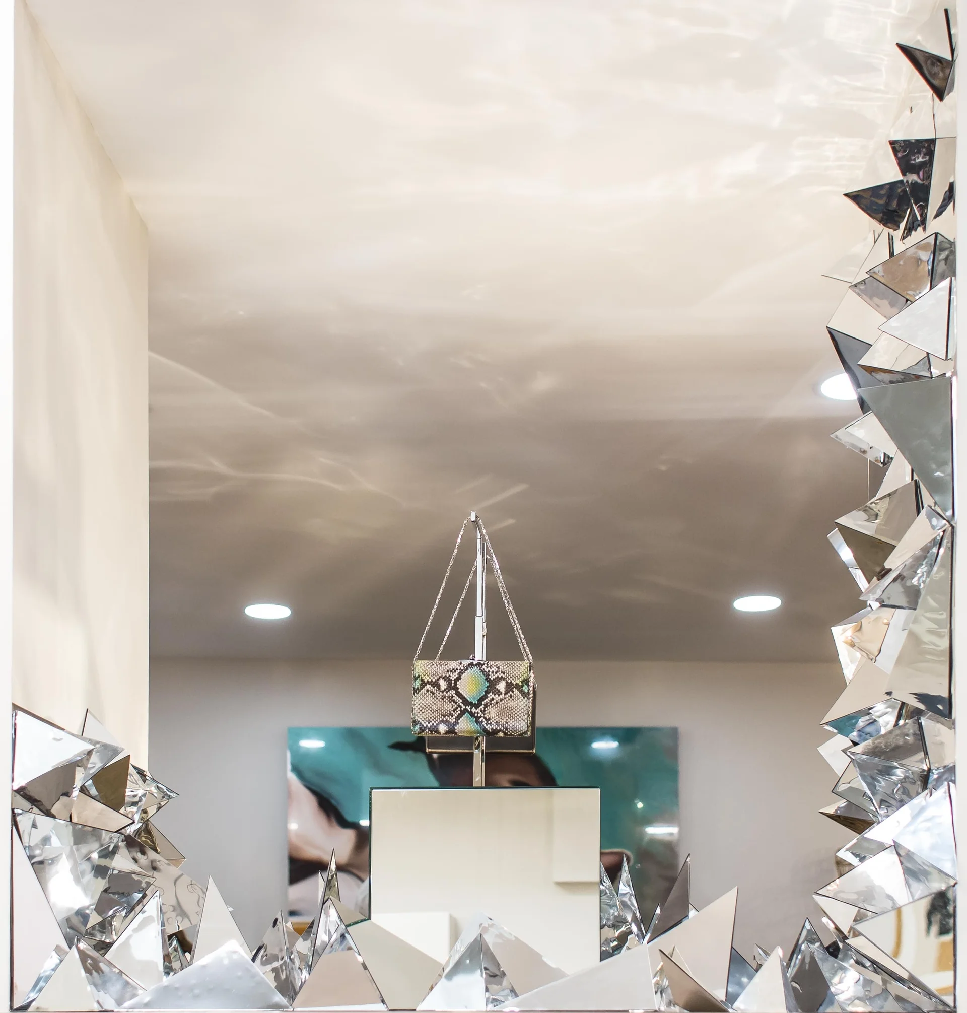 Installation Iris Noble — Réflexions